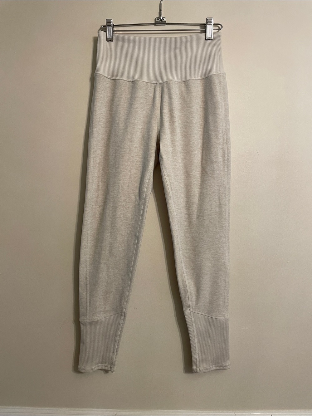 Alo Yoga High-Waist Alosoft Lounge Leggings Oatmeal Heather Ribbed Cuff